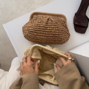 Handwoven raffia clutch with padded interior and chain strap - Wholesale Turkey