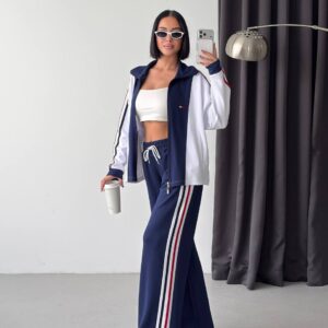 Pantalones anchos azul marino y chaqueta azul marino abierta con mangas blancas y rayas rojas y oscuras - Mayorista turco.
